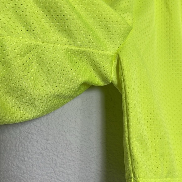 PINK Victoria’s Secret Neon Yellow Shorts Womens Size XSmall Sporty Loose Comfy - Picture 3 of 10